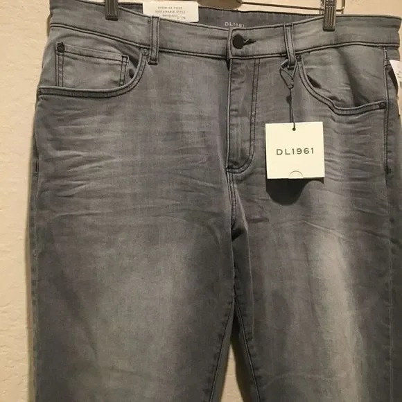 DL1961 Avery Modern Straight Leg Jeans NWT